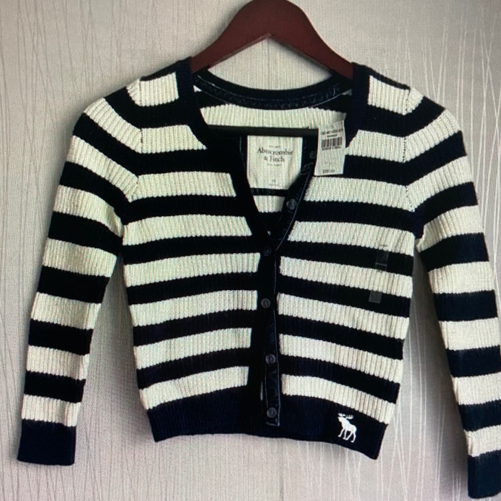 Abercrombie & Fitch Black and White Striped Ribbed Cardigan